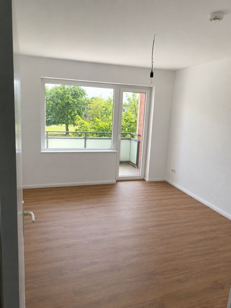 Frisch modernisierte 2-Zimmer-Wohnung in Kiel-Suchsdorf | WG-geeignet
